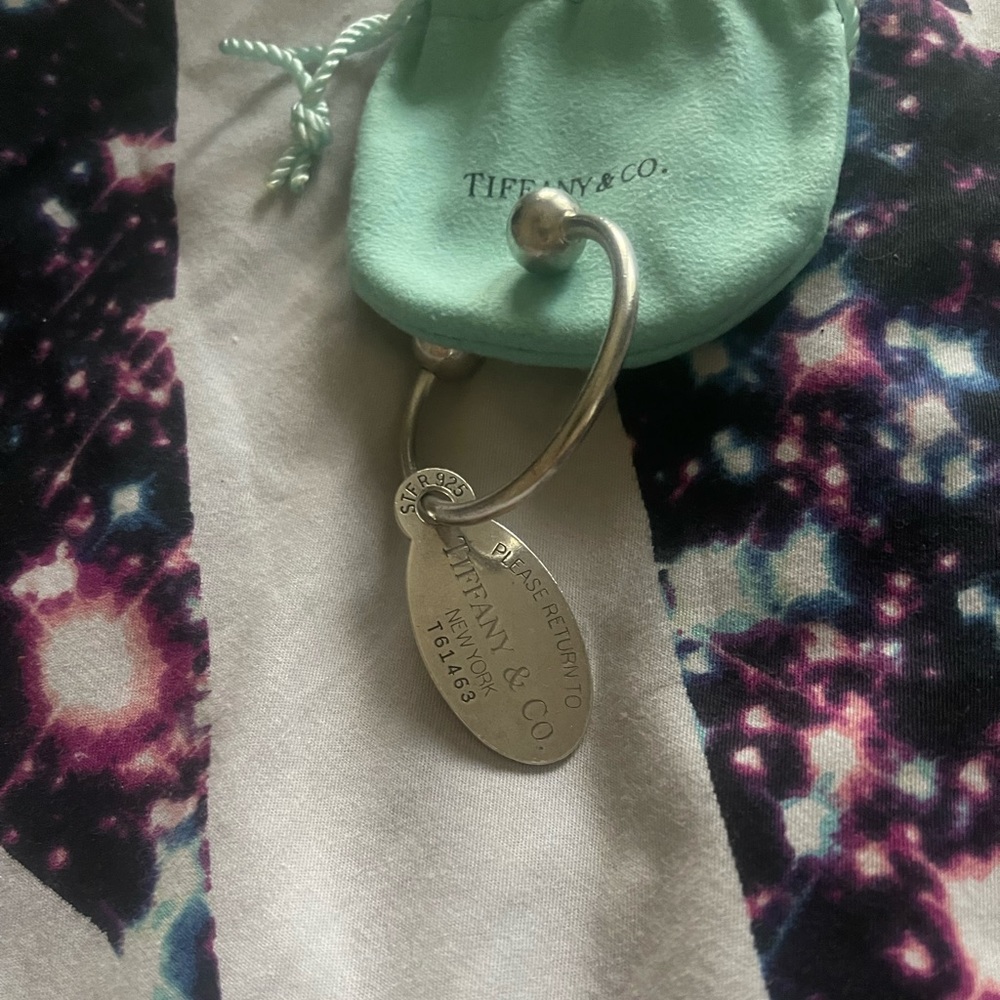 Rare Tiffany & Co large oval key ring pendant